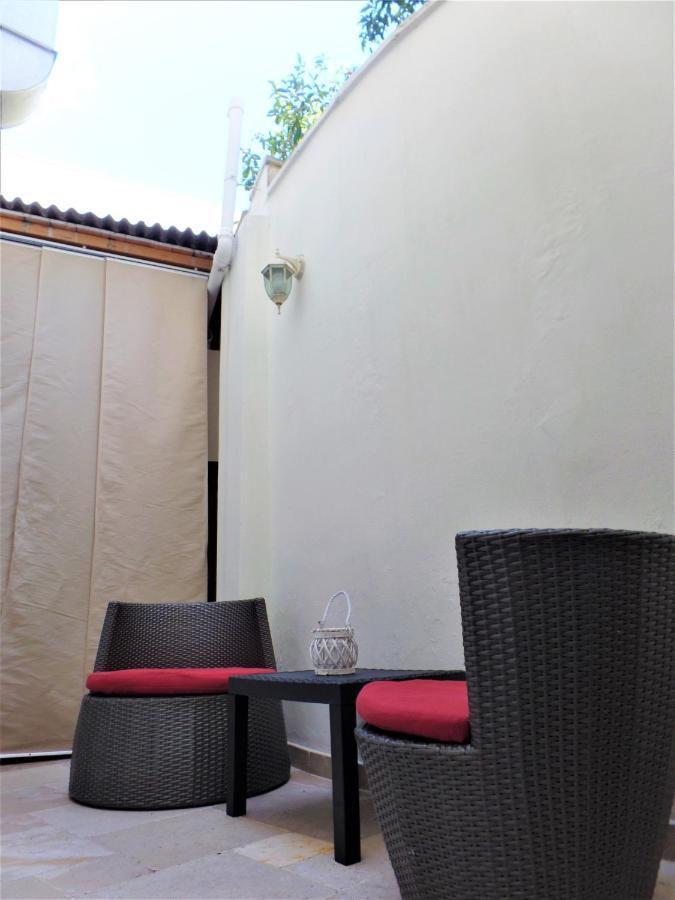 Regina Viarum Apartment, Historic City Centre Brindisi Eksteriør billede