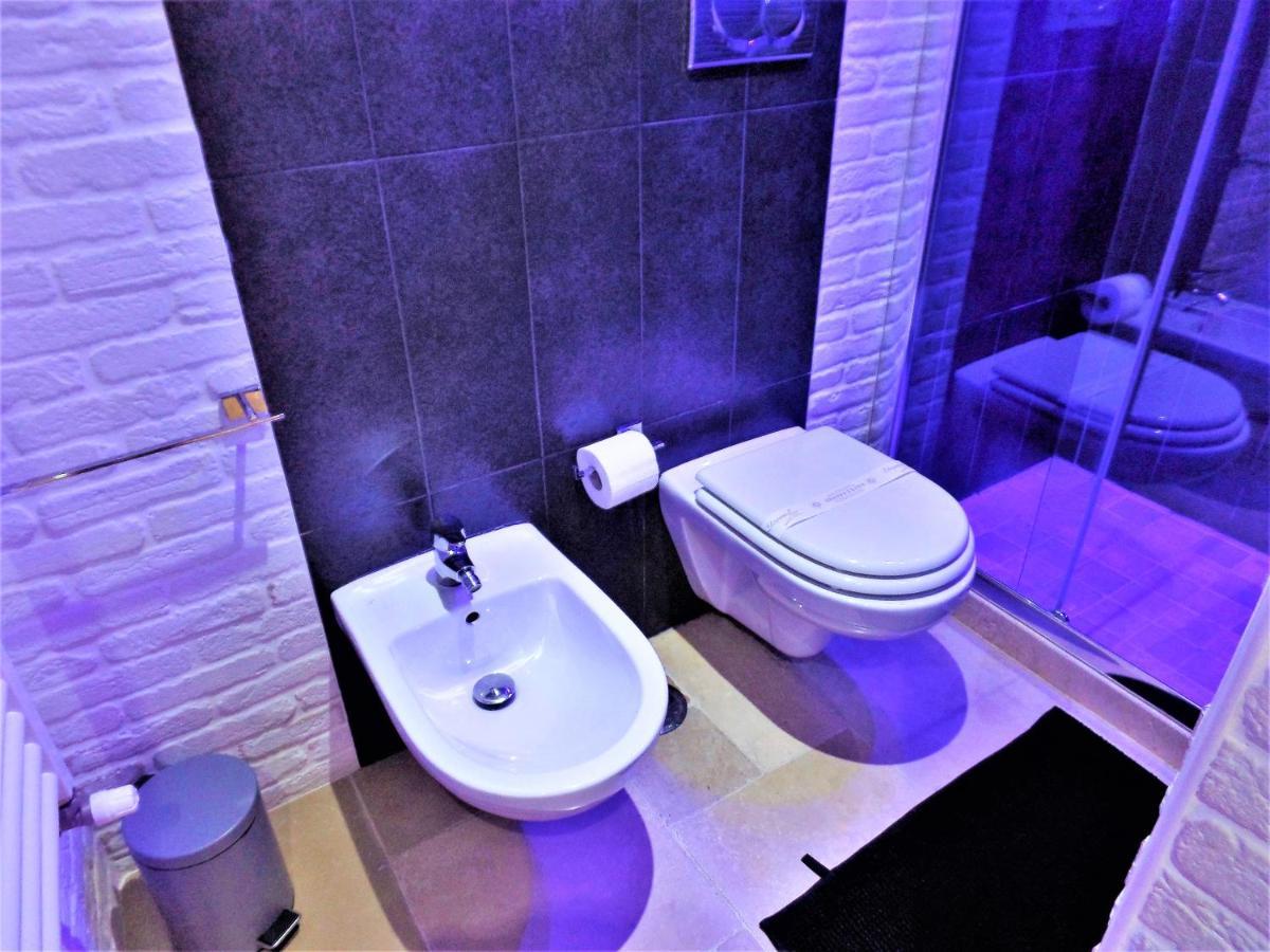 Regina Viarum Apartment, Historic City Centre Brindisi Eksteriør billede